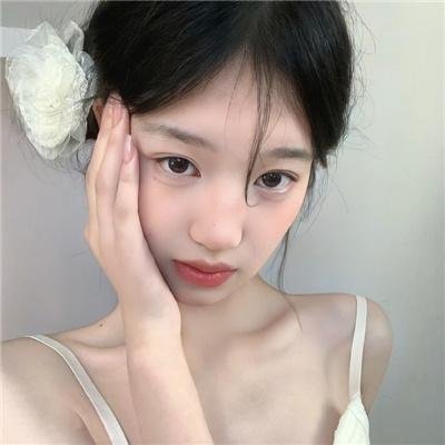 这个女配有点甜