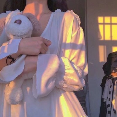 人间自由真情在